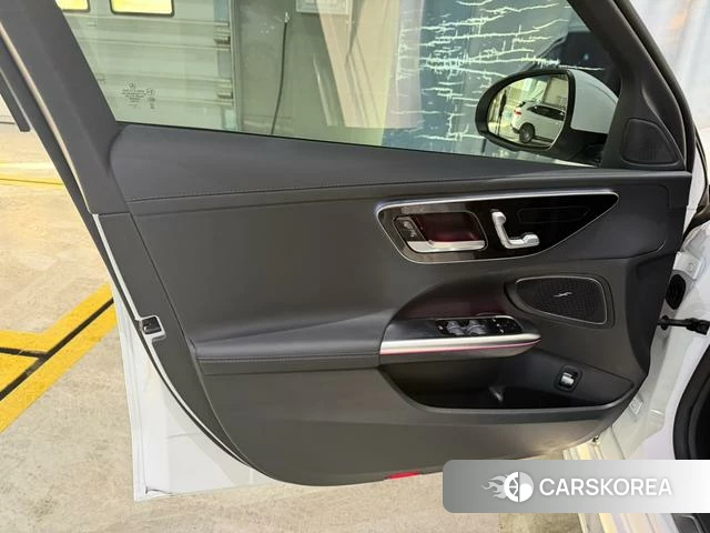 Mercedes-Benz Class C id 3857966 из Китая 9