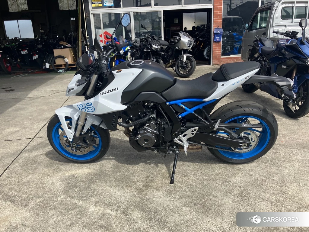 Проданный Suzuki GSX-8S 2024 из Японии, фото 2