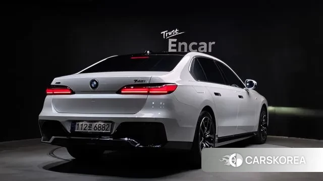 BMW 7 Series (G70) id 3706841 из Кореи 12