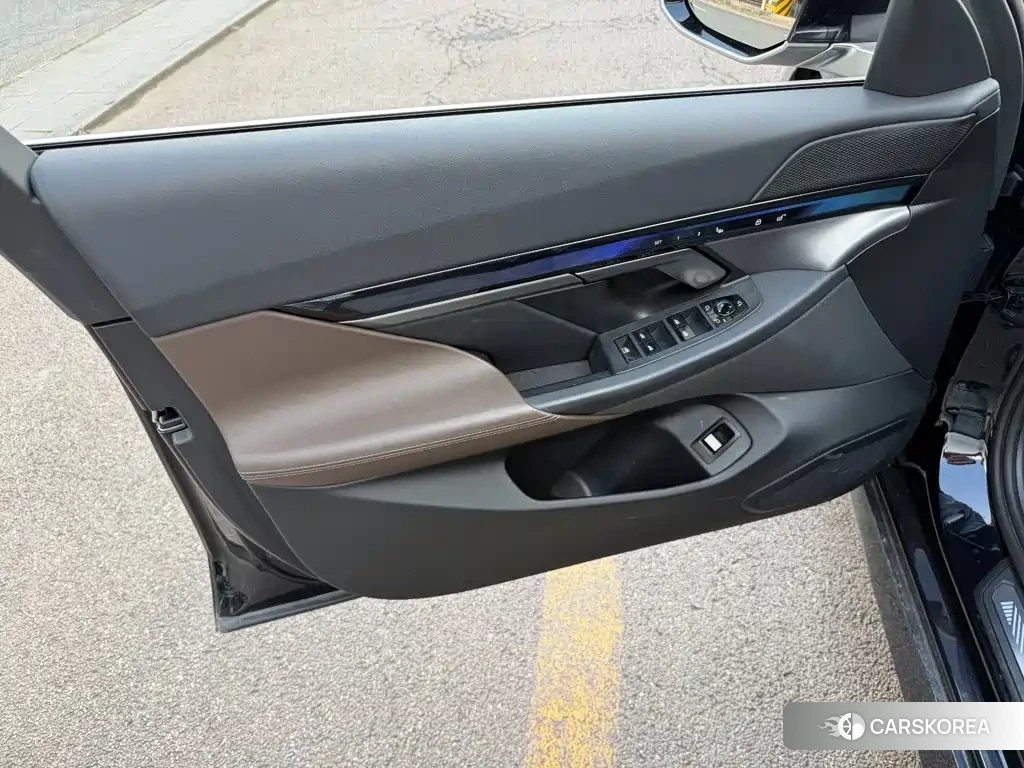 BMW i5 2024 Черный из Китая, фото 6