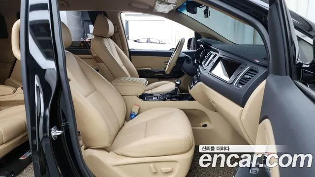 Kia The New Carnival id 2690225 из Кореи 12