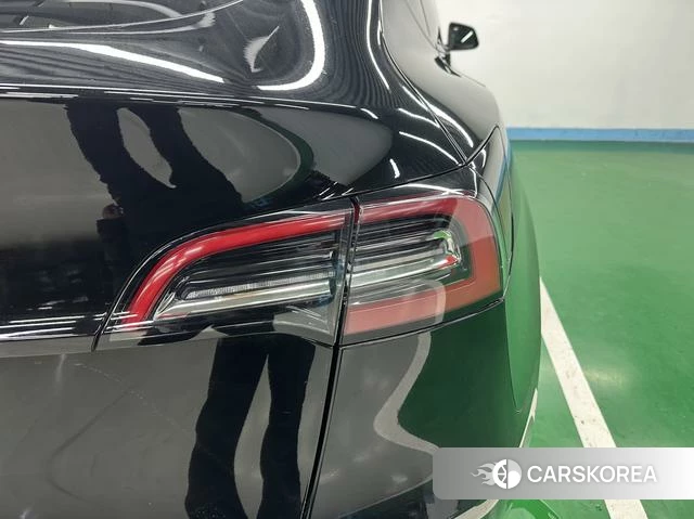 Tesla Model Y id 4208379 из Китая 12