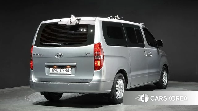Hyundai The New Grand Starex id 4356914 из Кореи 12
