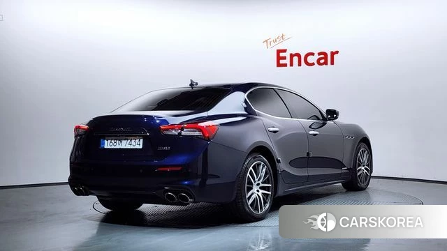 Maserati Ghibli id 3905744 из Кореи 12