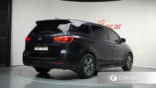 Kia The New Carnival id 4765424 из Кореи 12
