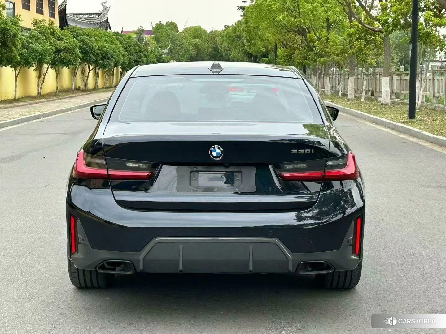 BMW 3 series 2022 Черный из Китая, фото 2