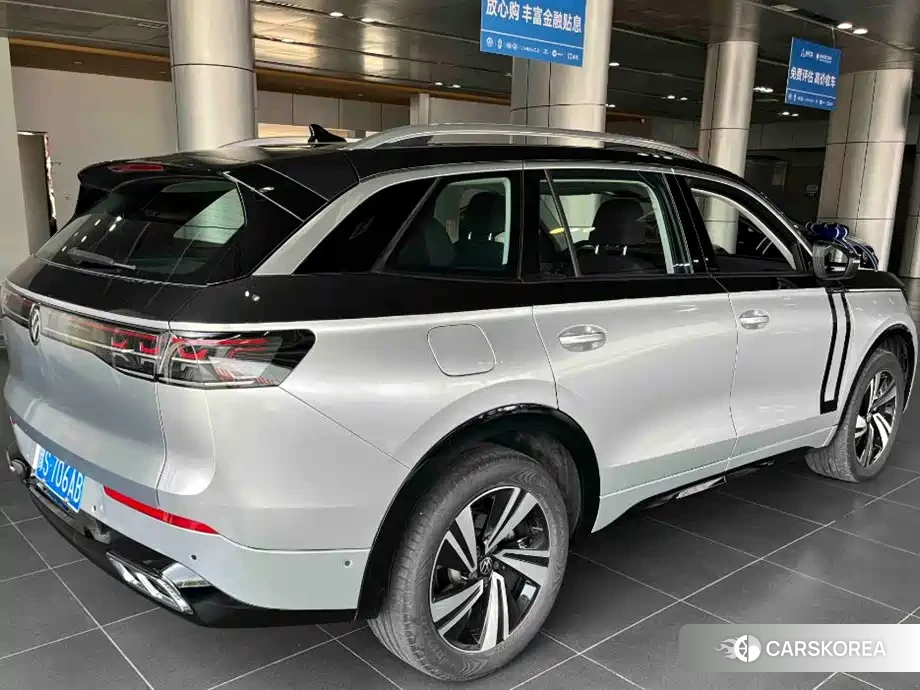 Volkswagen Range patrol 2023 Silver/gray из Китая, фото 2