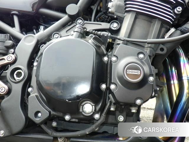 Engine photo