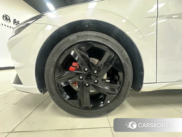 Hyundai Elantra id 4299861 из Китая 12