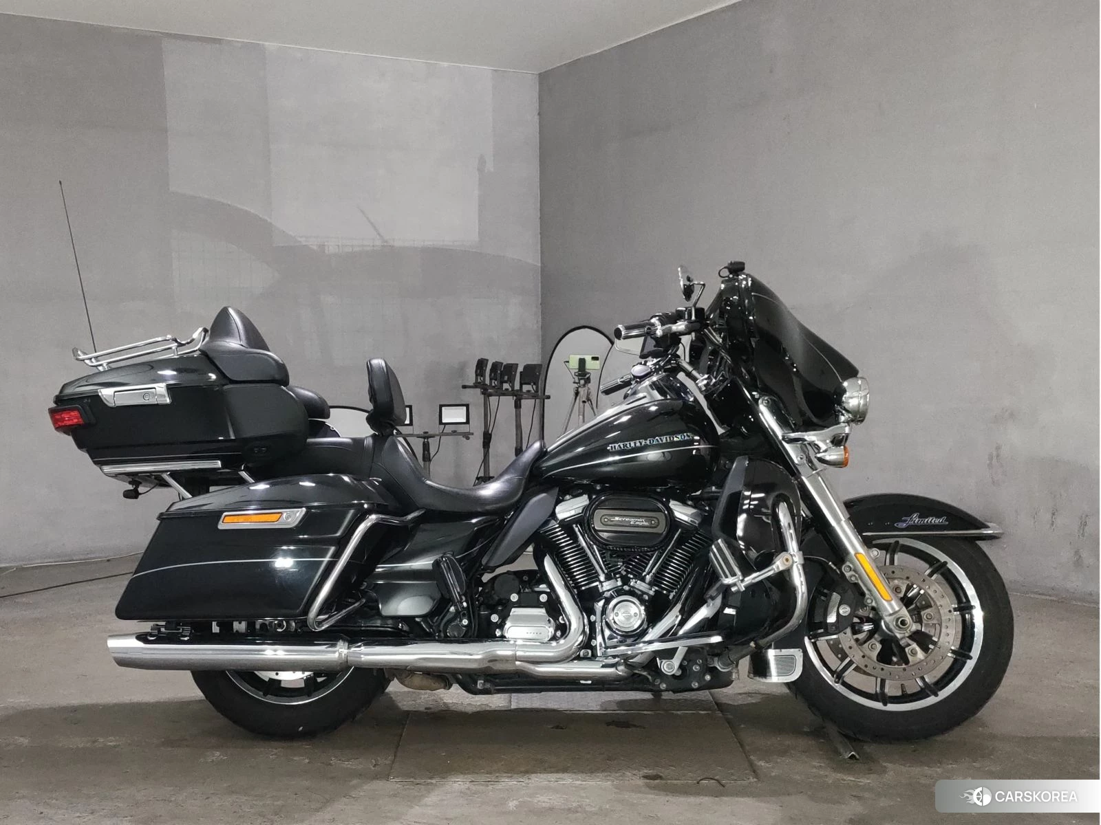Проданный Harley-Davidson Electra Glide FLHTK1740 2017 из Японии, фото 3