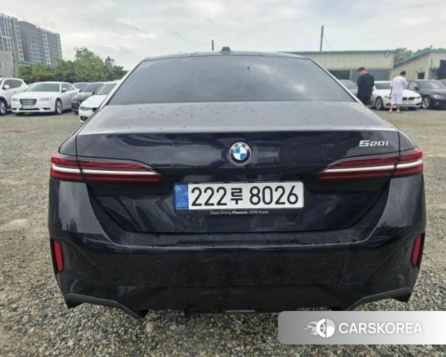 BMW 5 Series (G60) 2026 Черный из Кореи, фото 4