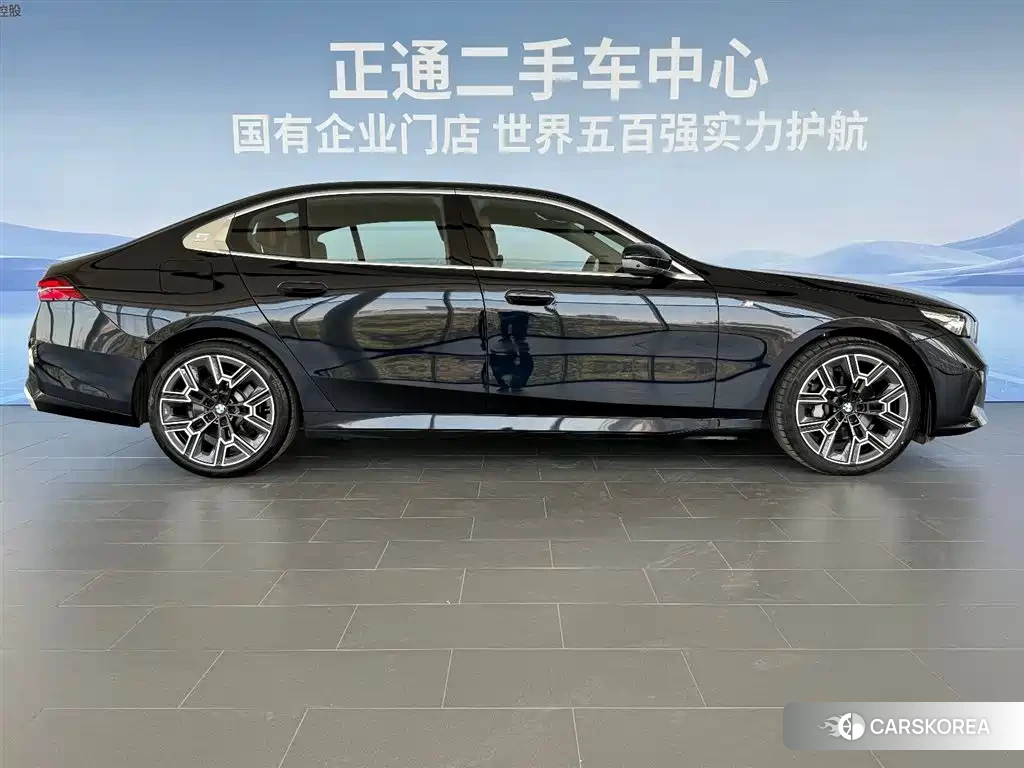 BMW 5 series id 4559612 из Китая 12