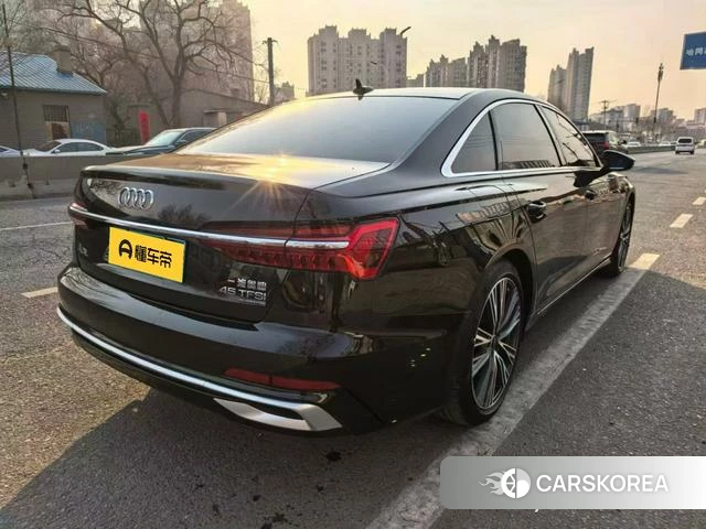 Audi A6L 2022 Черный из Китая, фото 2
