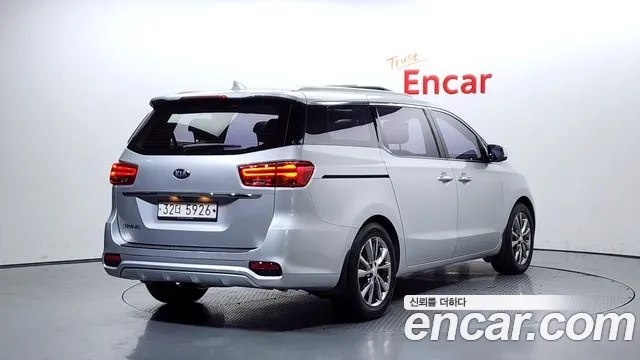 Kia The New Carnival id 2946359 из Кореи 12