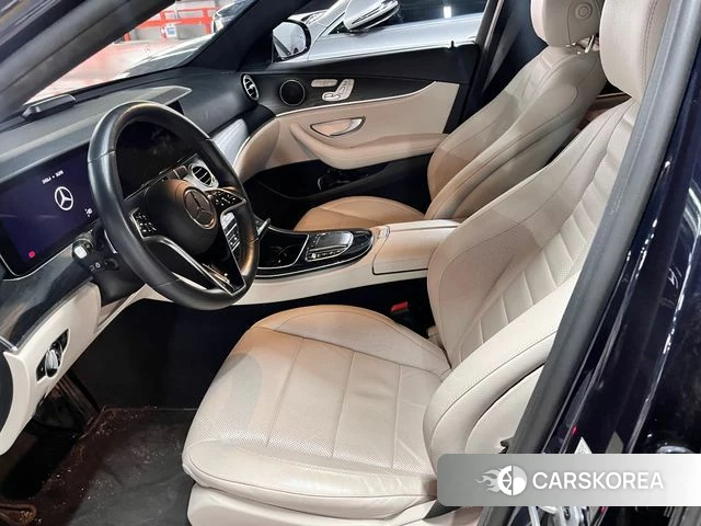 Mercedes-Benz E-Class W213 2022 Черный из Кореи, фото 2