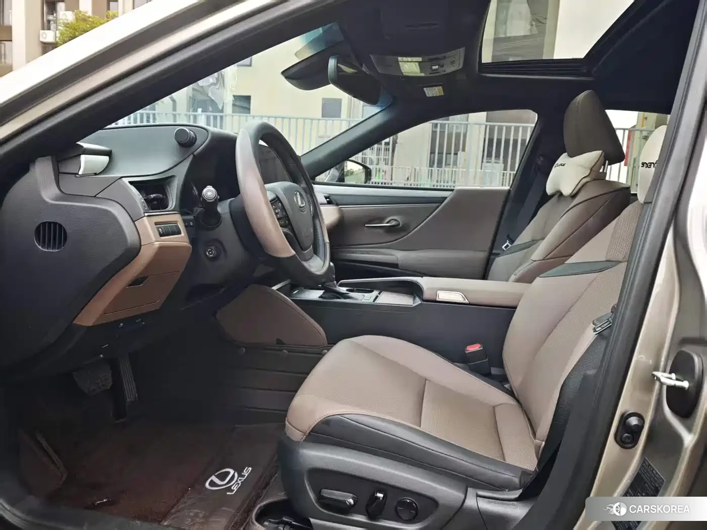 Lexus ES 2025 Silver/gray из Китая, фото 2