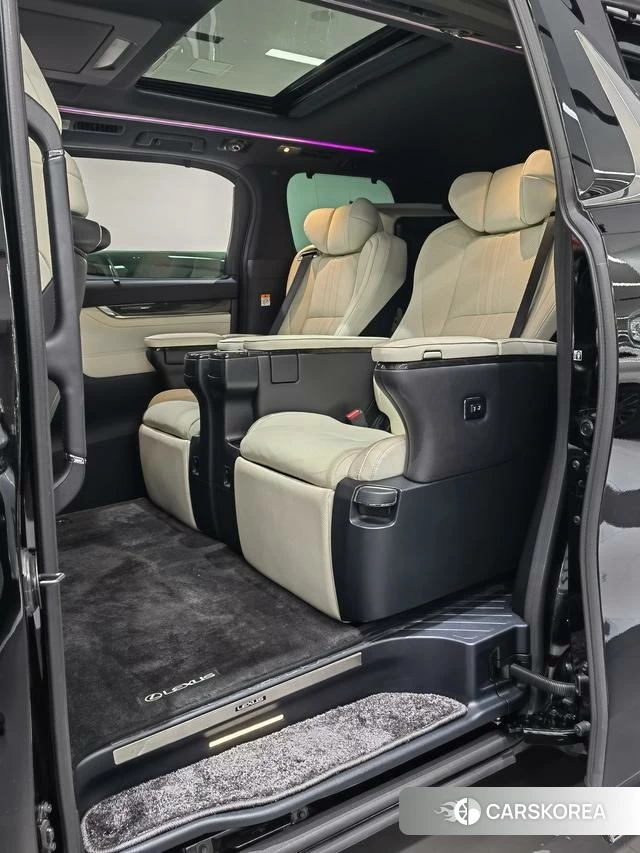 Lexus LM 2021 Черный из Китая, фото 2