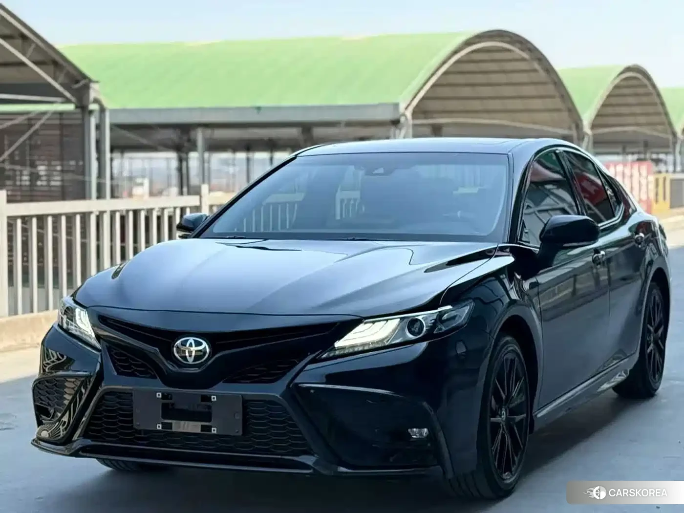 Toyota Camry 2024 Черный из Китая, фото 2