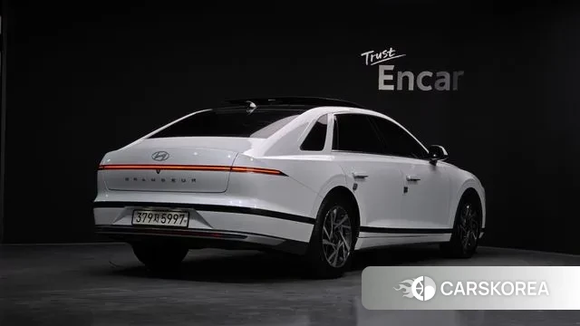 Hyundai Grandeur (GN7) id 3333844 из Кореи 12