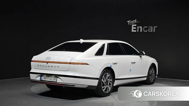 Hyundai Grandeur (GN7) id 4243125 из Кореи 12