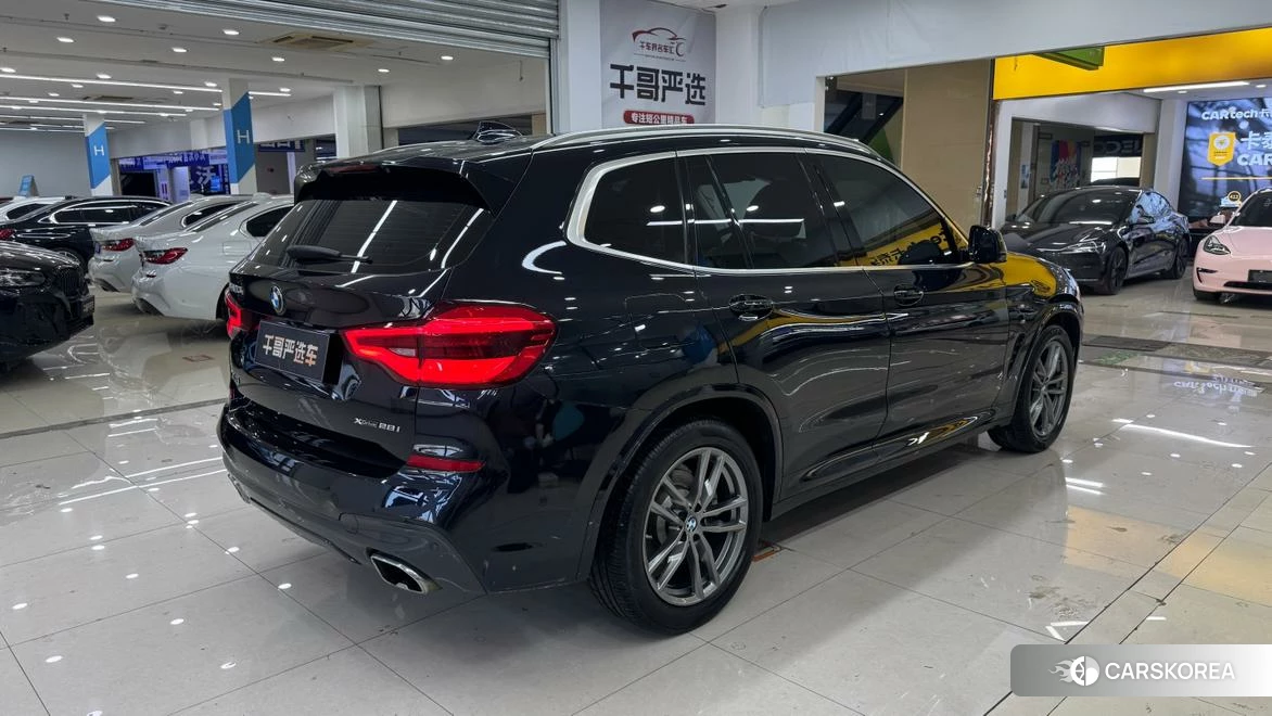 BMW X3 2020 Черный из Китая, фото 3
