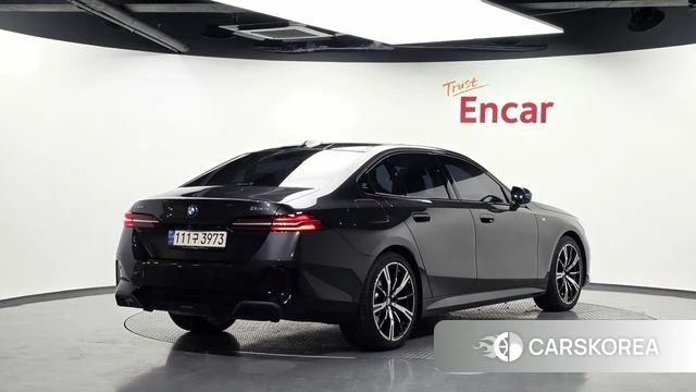 BMW 5 Series (G60) id 4720106 из Кореи 12