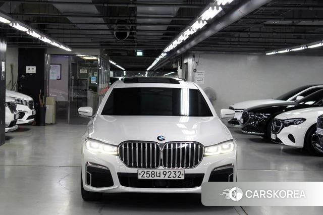 BMW 7 Series (G11) id 3844216 из Кореи 12