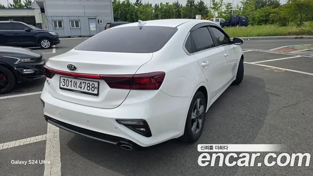 Kia Come New K3 id 2719577 из Кореи 12