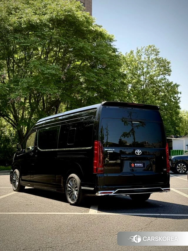 Toyota Hiace 2025 Черный из Китая, фото 2
