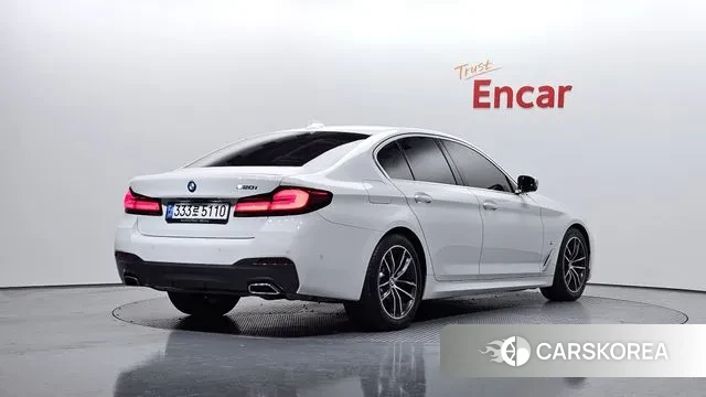 BMW 5 Series (G30) id 3620440 из Кореи 12