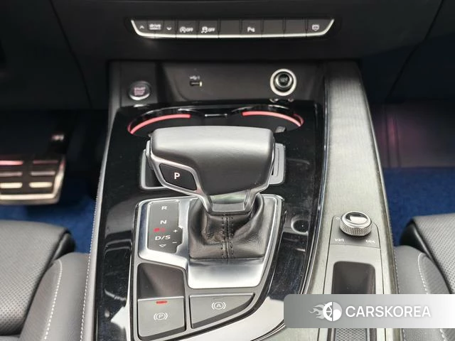 Audi A4L id 3939270 из Китая 10