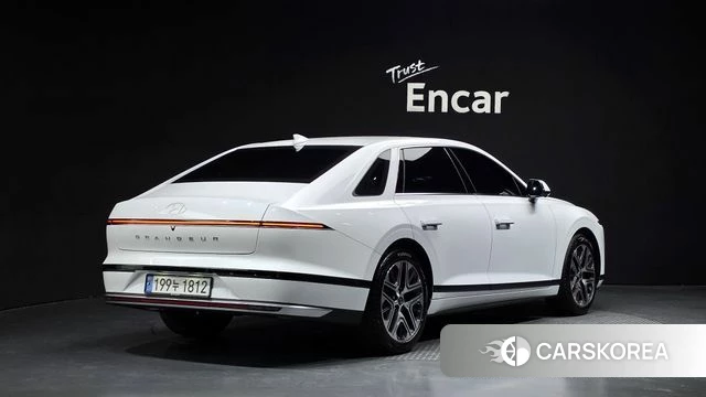 Hyundai Grandeur (GN7) id 4584488 из Кореи 12