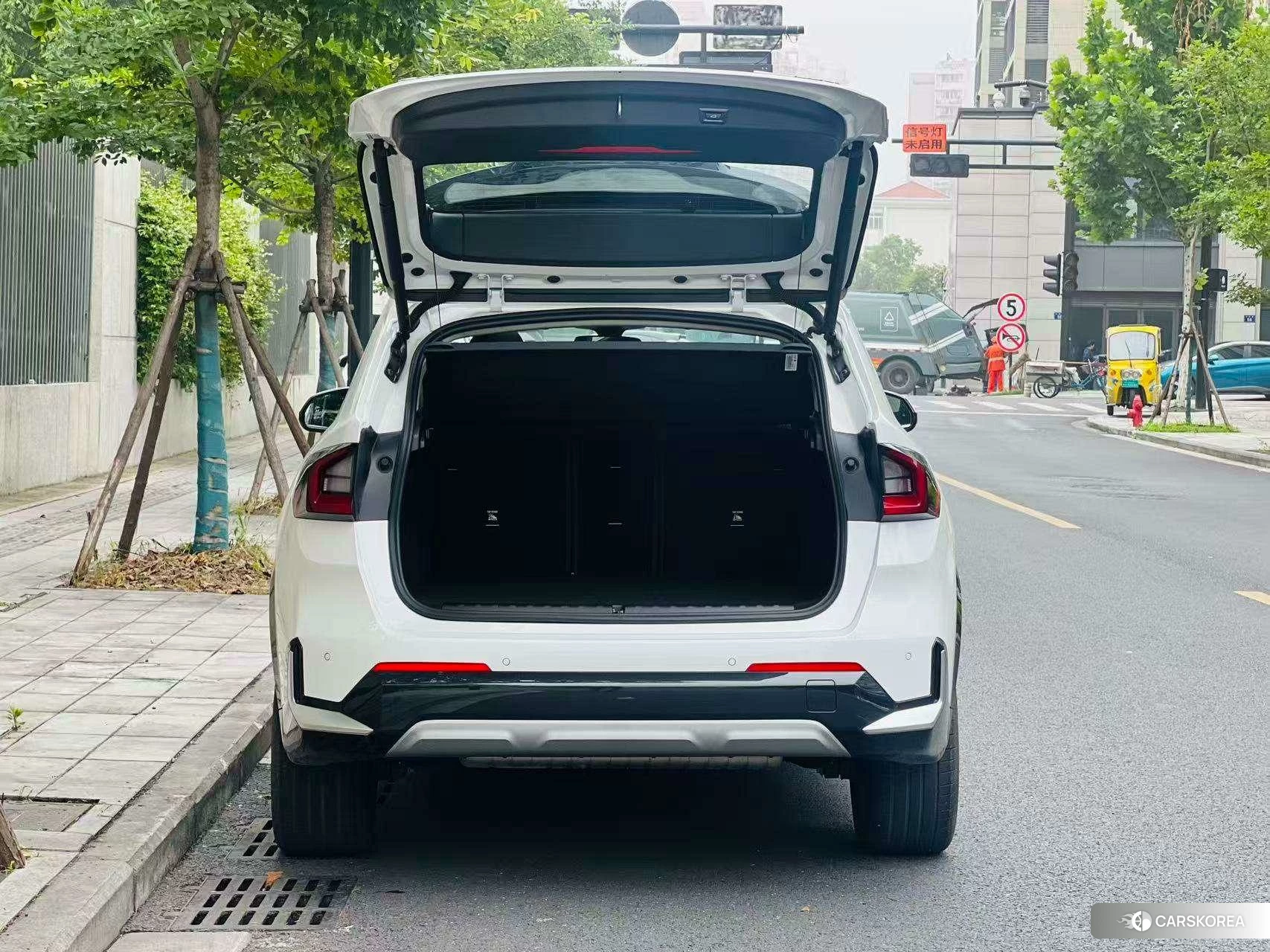 BMW X1 id 4407514 из Китая 9
