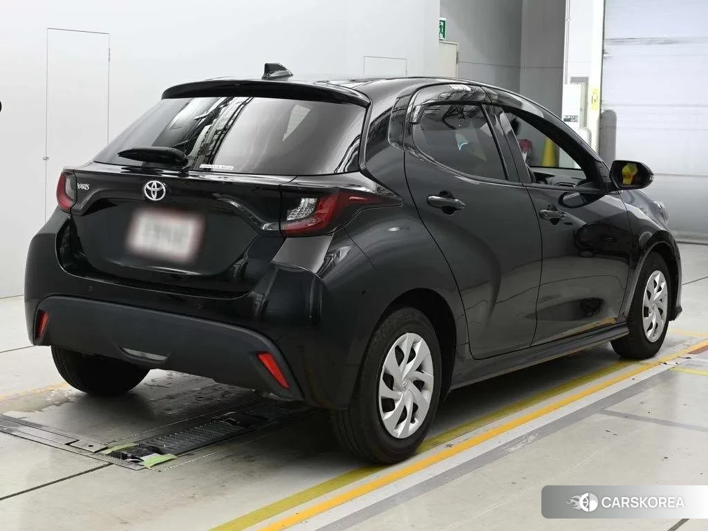Toyota Yaris 2023 из Японии, фото 2