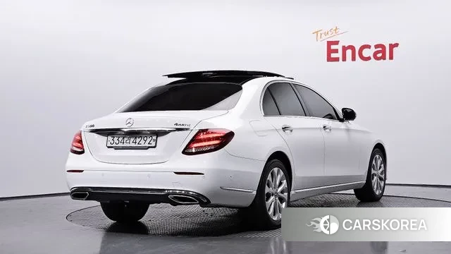Mercedes-Benz E-Class W213 id 3789214 из Кореи 12