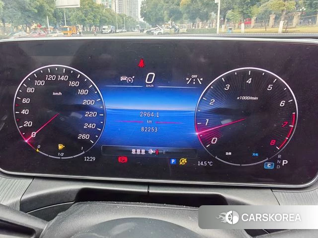 Mercedes-Benz Class C 2023 Белый из Китая, фото 6