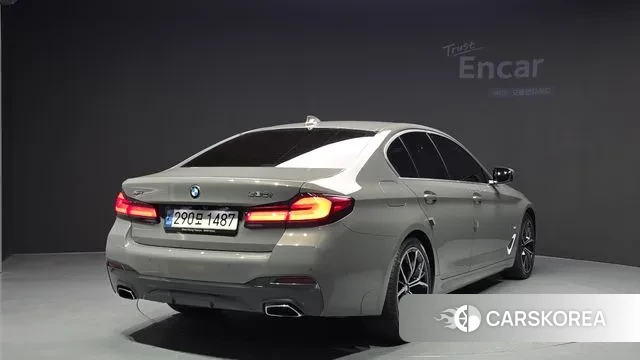 BMW 5 Series (G30) id 3562182 из Кореи 12