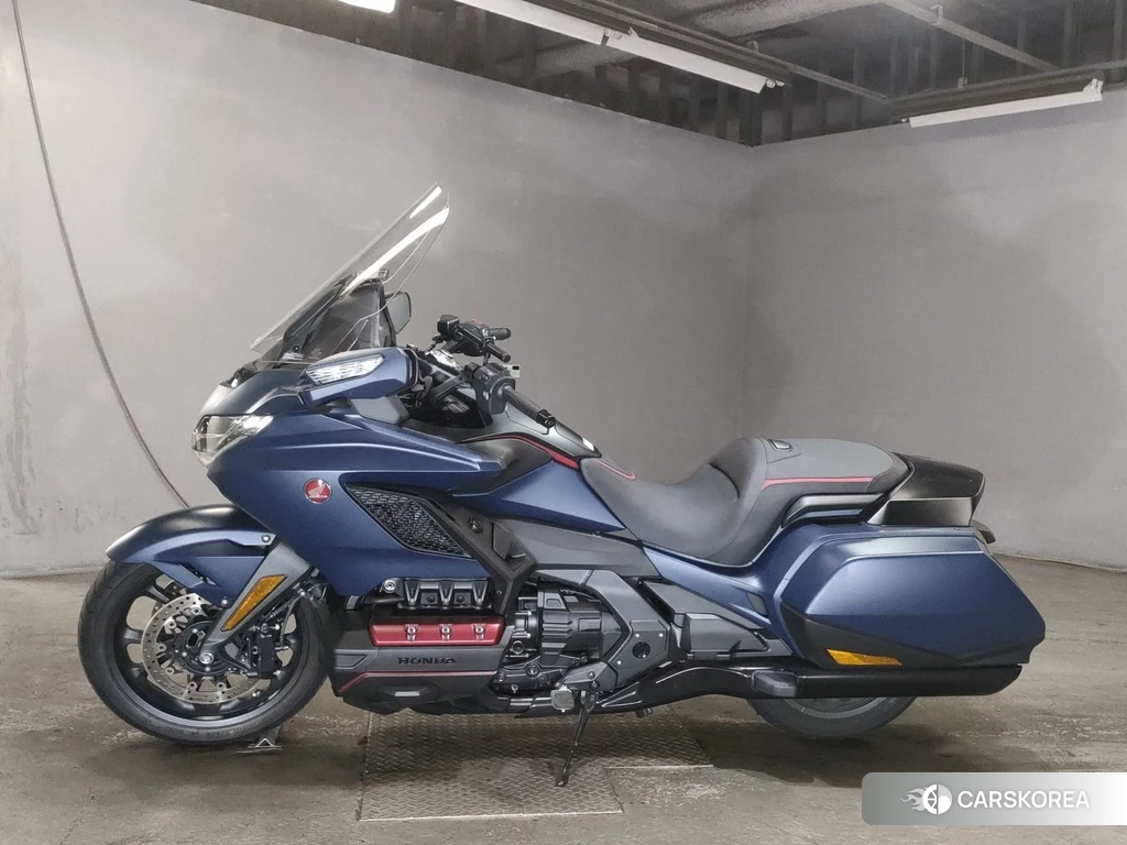 Проданный Honda GL1800 2022 из Японии