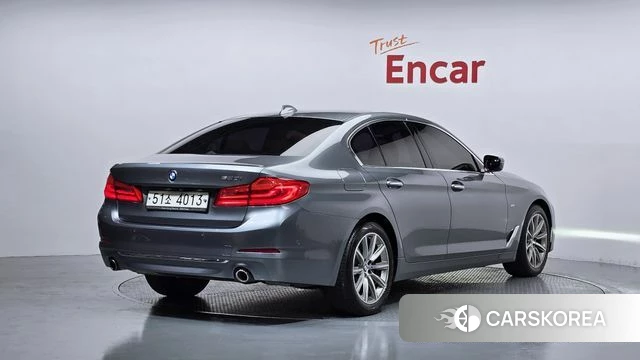 BMW 5 Series (G30) id 4363355 из Кореи 12