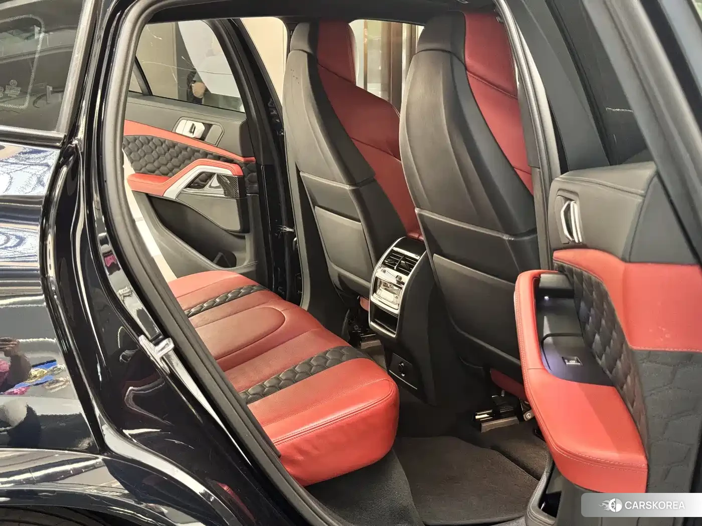 BMW X6 M id 4629747 из Китая 12
