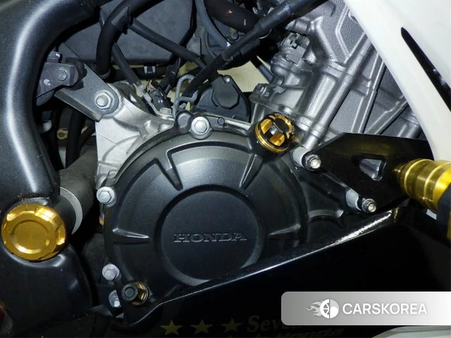 Engine photo