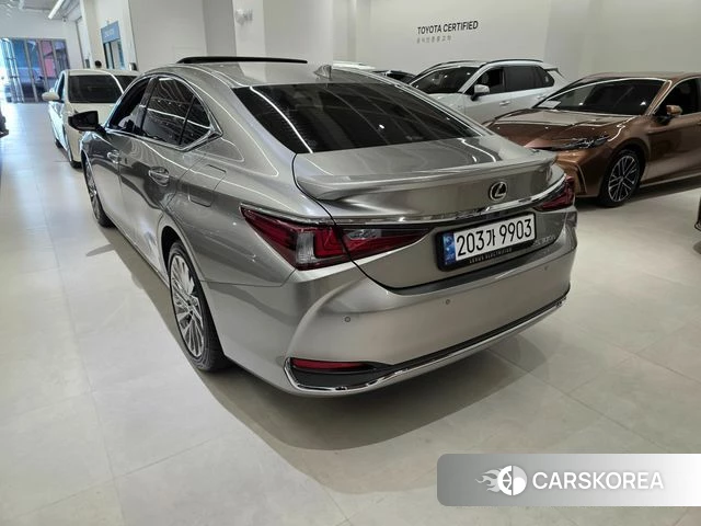 Lexus ES300h 7th generation id 4505533 из Кореи 7