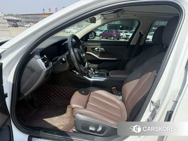 BMW 3 series 2022 Белый из Китая, фото 2