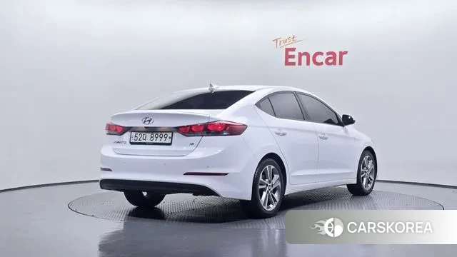 Hyundai Avante AD id 3647328 из Кореи 12