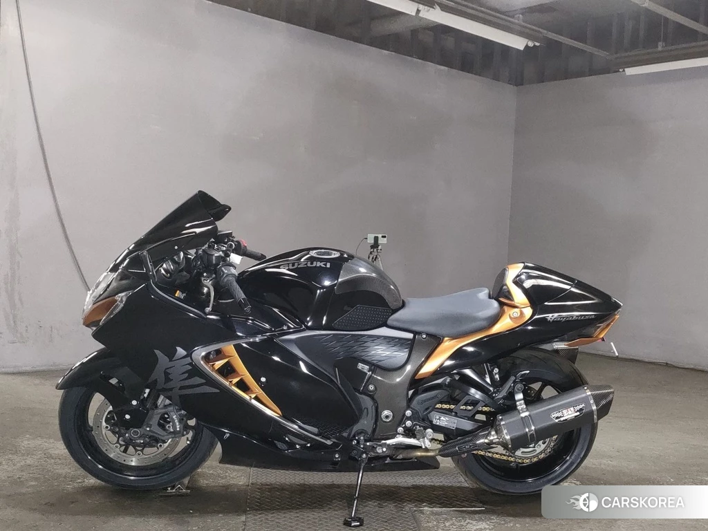 Проданный Suzuki GSX1300R HAYABUSA 2021 из Японии