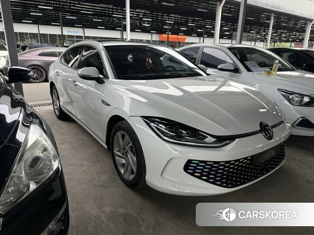 Volkswagen Lingdu 2023 Белый из Китая, фото 2
