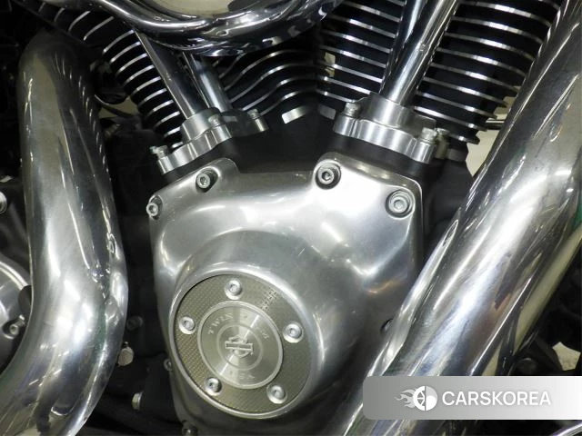 Engine photo