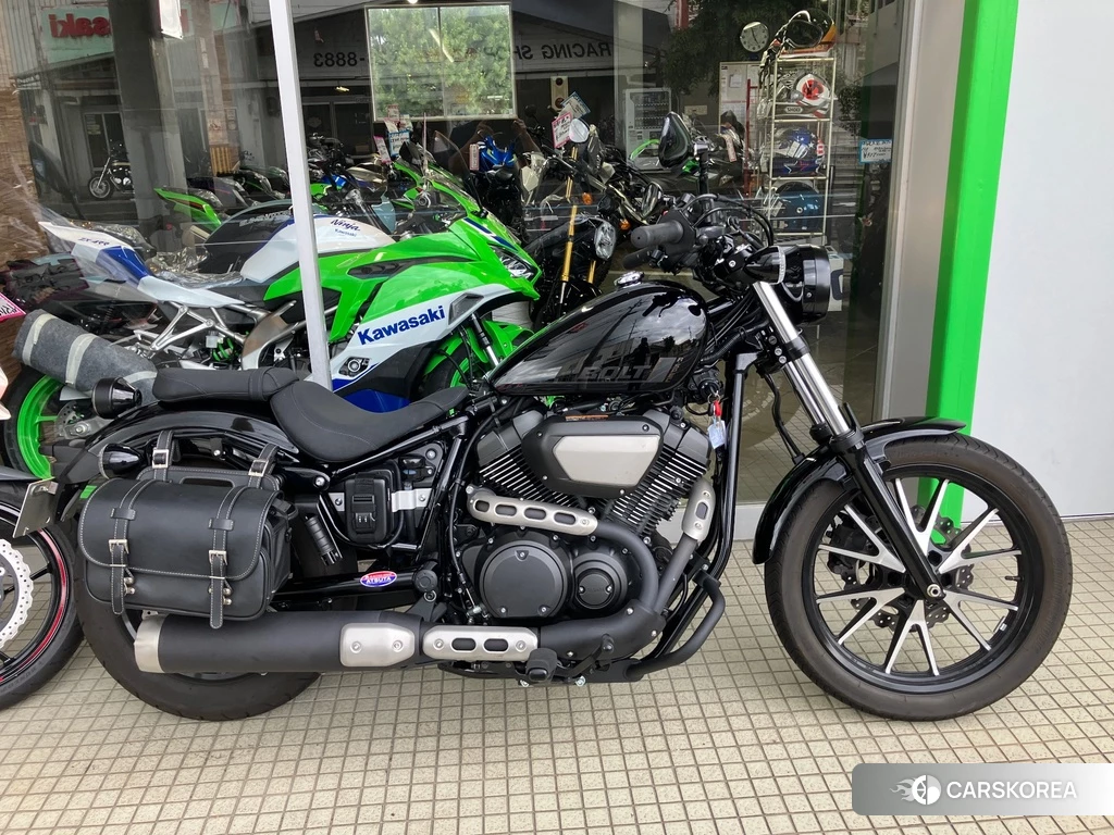 Проданный Yamaha BOLT 950R 2023 из Японии, фото 2