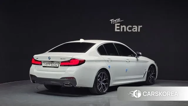 BMW 5 Series (G30) id 3036685 из Кореи 12