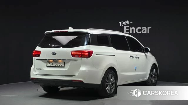 Kia The New Carnival id 4530776 из Кореи 12